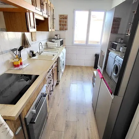 Apartment T3 Au Calme A 600 M Des Plages Avec Parking, Wi-fi Et Equipements Modernes - Fr-1-316-331