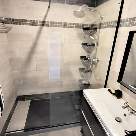 Apartment T3 Au Calme A 600 M Des Plages Avec Parking, Wi-fi Et Equipements Modernes - Fr-1-316-331